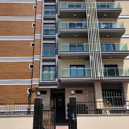 Appartement Luxurious, Cozy, Spacious 1+1 Studio In Karsiyaka